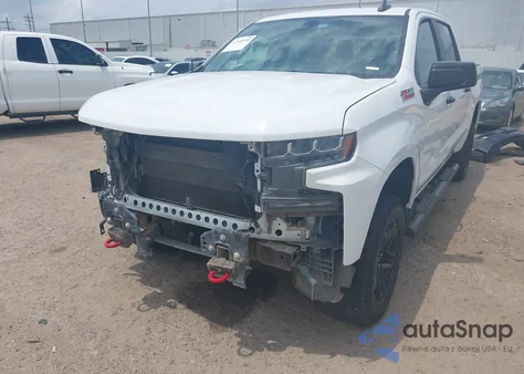 2020 Chevrolet Silverado 1500 4Wd Short Bed Lt Trail Boss z USA, uszkodzony, nr VIN 1GCPYFED9LZ290728